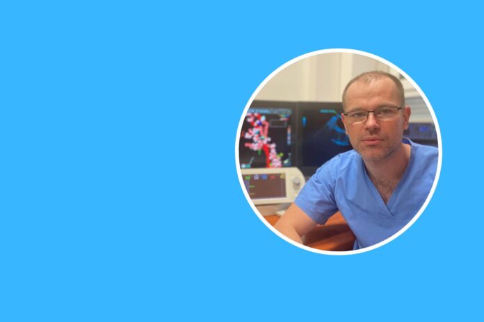 na zdjęciu znajduje się dr Jakub Baran