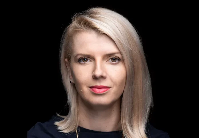 na zdjęciu znajduje się dr hab. Katarzyna Januszkiewicz