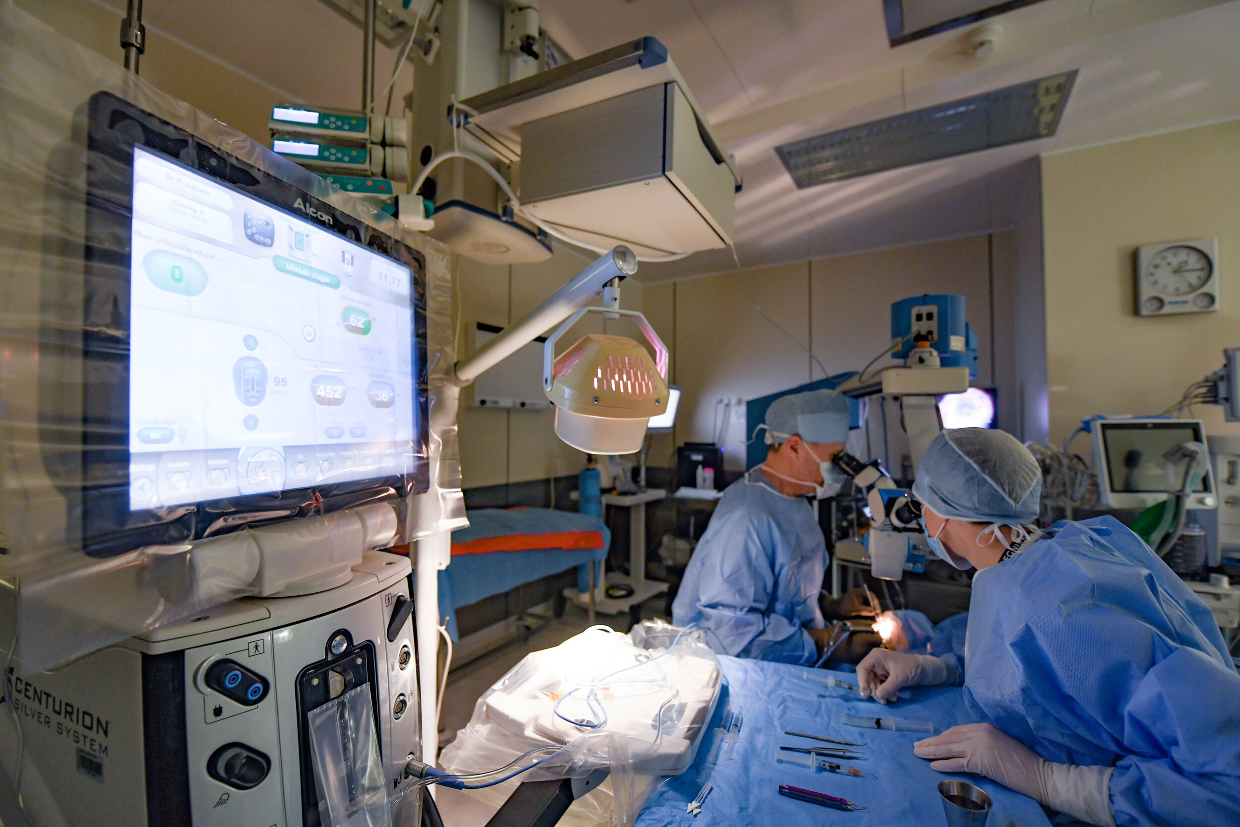 Operacyjne leczenie zaćmy w słupskim szpitalu/fot. szpital.slupsk.pl