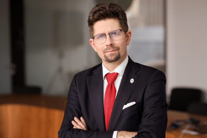 na zdjęciu znajduje się prof. Wojciech Fendler