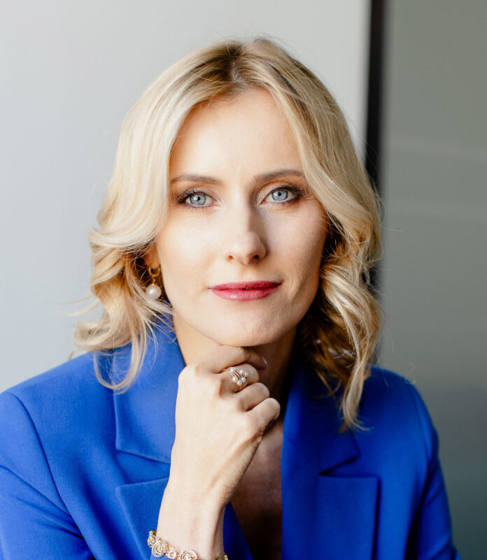 na zdjęciu znajduje się dr hab. Anna Kowalczuk / AOTMiT