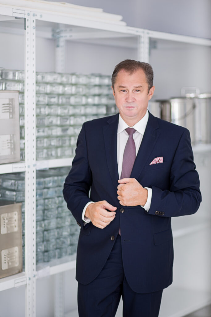 na zdjęciu znajduje się Andrzej Stachnik, prezes Związku Pracodawców Hurtowni Farmaceutycznych (ZPHF)