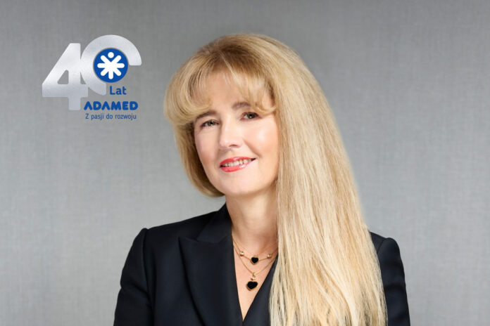 na zdjęciu znajduje się Małgorzata Adamkiewicz Adamed