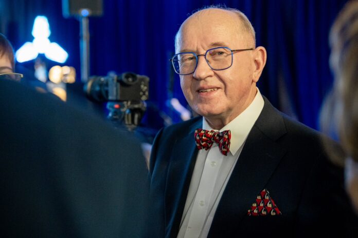 prof. Henryk Skarżyński - portet