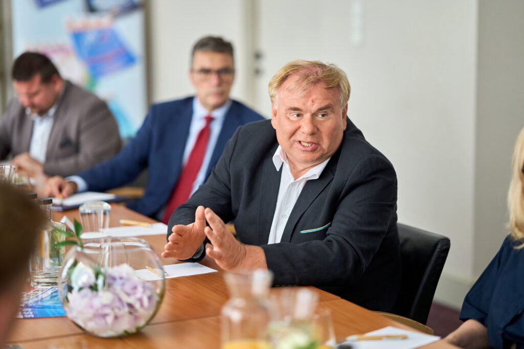 Prof. Marek Jutel