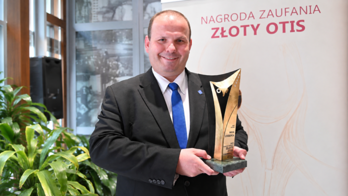 Jerzy Magiera, autor portalu mojacukrzyca.org, laureat Nagrody Zaufania Złoty OTIS z Diamentami 2023